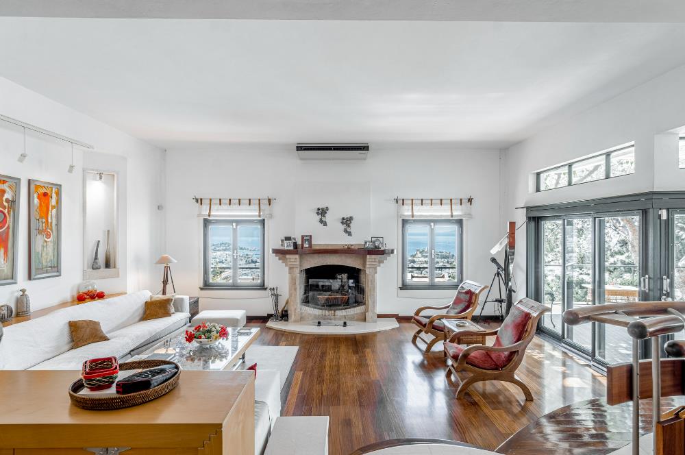 BODRUM YOKUŞBAŞI SATILIK 4+1 HAVUZLU KALE MANZARALI MÜSTAKİL EV
