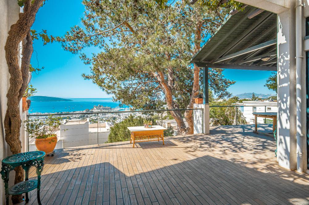 BODRUM YOKUŞBAŞI SATILIK 4+1 HAVUZLU KALE MANZARALI MÜSTAKİL EV