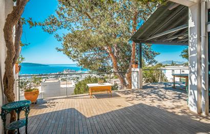 BODRUM YOKUŞBAŞI SATILIK 4+1 HAVUZLU KALE MANZARALI MÜSTAKİL EV