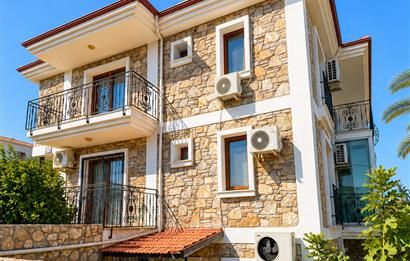 Datça Özbelde Düz Girişli Ferah Kısmi Deniz Manzaralı 2+1 Daire