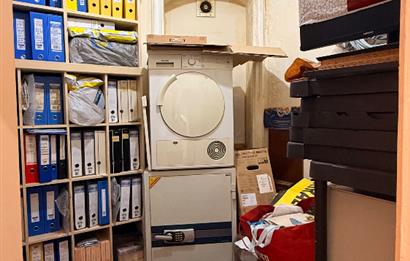 TAKSİM HARBİYE’DE KİRALIK 4+1 BÜRO&OFİS