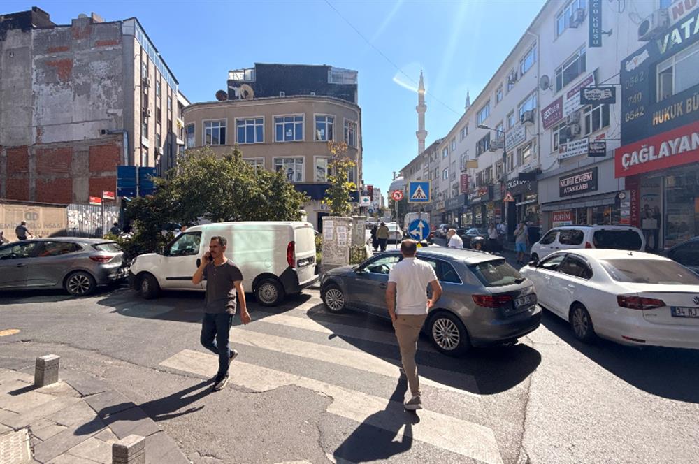 KAĞITHANE ÇAĞLAYAN 2 KATLI KÖŞE DÜKKAN