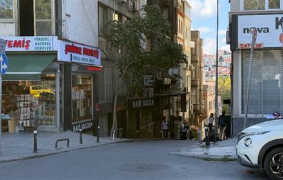 TAKSİM HARBİYE’DE KİRALIK 4+1 BÜRO&OFİS