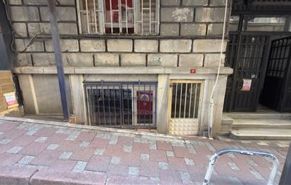 TAKSİM HARBİYE’DE KİRALIK DÜKKAN