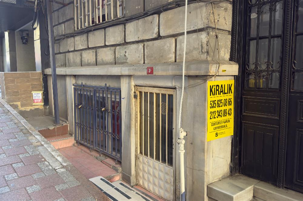 TAKSİM HARBİYE’DE KİRALIK DÜKKAN