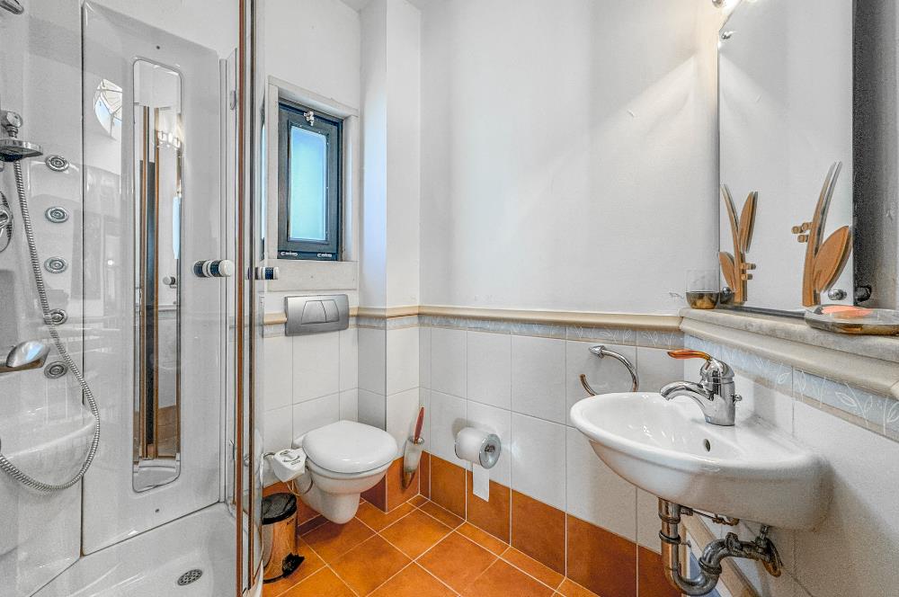 BODRUM YOKUŞBAŞI SATILIK 4+1 HAVUZLU KALE MANZARALI MÜSTAKİL EV
