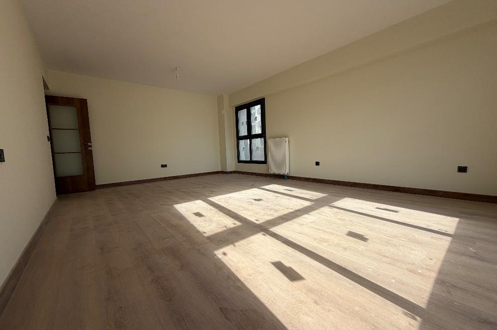 ATAŞEHİR’DE SATILIK LÜKS 3+1 DAİRE