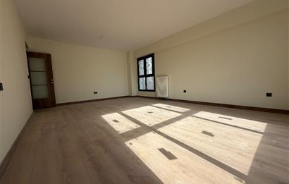 ATAŞEHİR’DE SATILIK LÜKS 3+1 DAİRE
