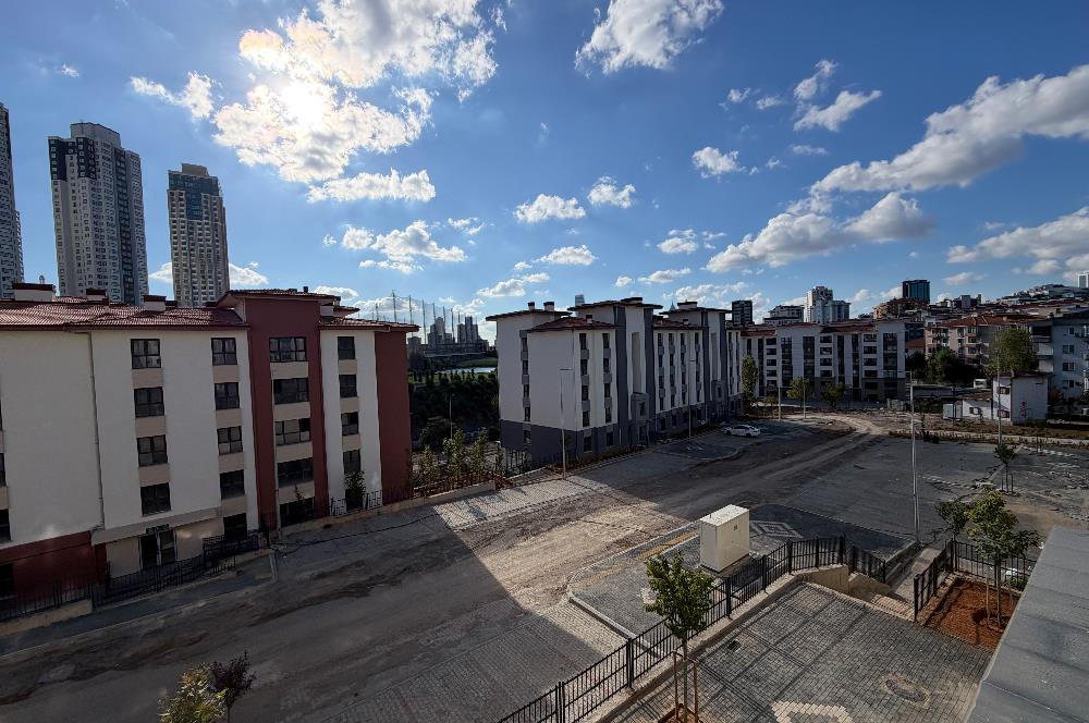 ATAŞEHİR’DE SATILIK LÜKS 3+1 DAİRE