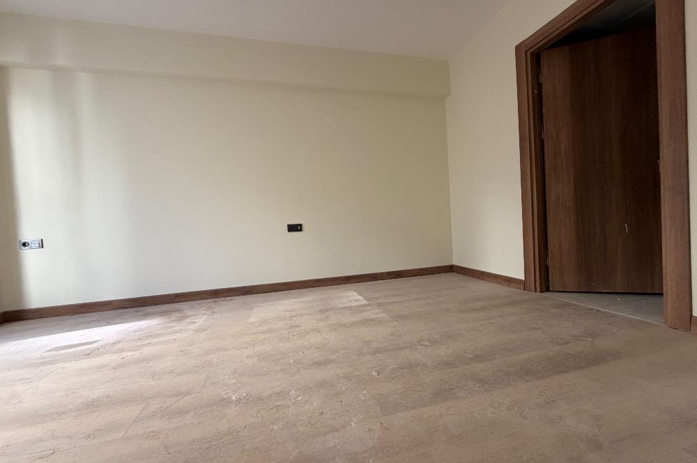 ATAŞEHİR’DE SATILIK LÜKS 3+1 DAİRE