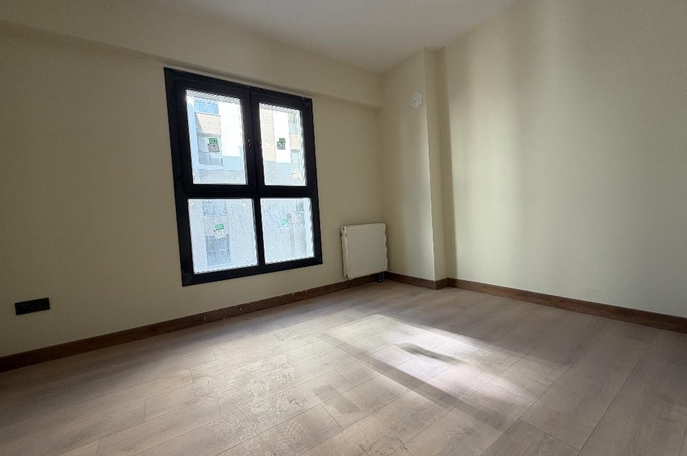 ATAŞEHİR’DE SATILIK LÜKS 3+1 DAİRE
