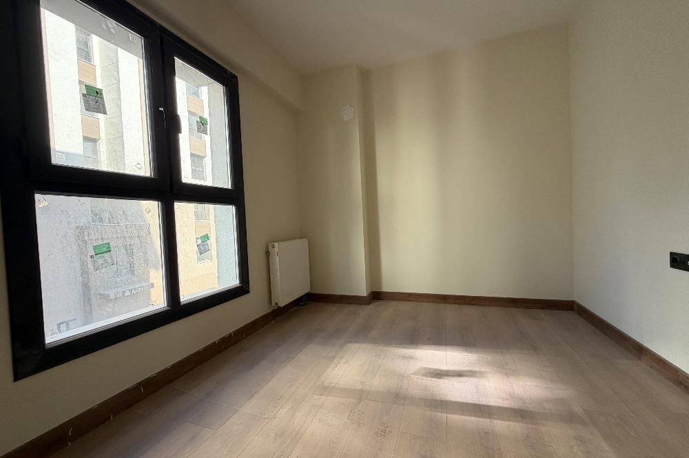 ATAŞEHİR’DE SATILIK LÜKS 3+1 DAİRE