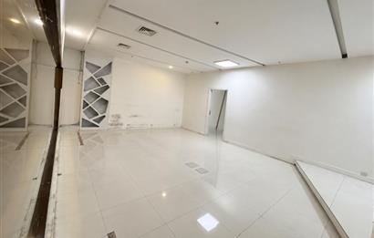 Hilton Otel Çarşı İçinde Kiralık 120m² Mağaza/Ofis