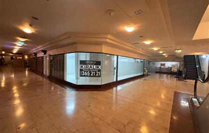 Hilton Otel Çarşı İçinde Kiralık 120m² Mağaza/Ofis
