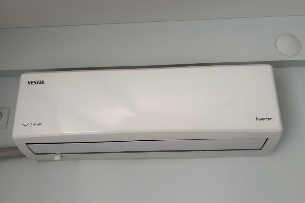Anadolu Caddesinde Merkezi Konumda Eşyalı 1+1 Kiralık Daire