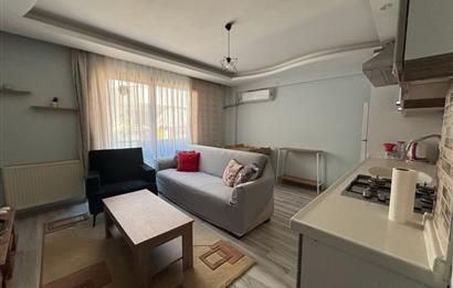 Anadolu Caddesinde Merkezi Konumda Eşyalı 1+1 Kiralık Daire