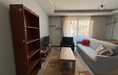 Anadolu Caddesinde Merkezi Konumda Eşyalı 1+1 Kiralık Daire