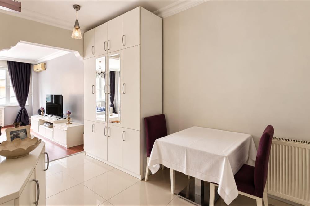 KURTULUŞ BOZKURT CADDESİ ÜZERİNDE SATILIK 3+1 DAİRE