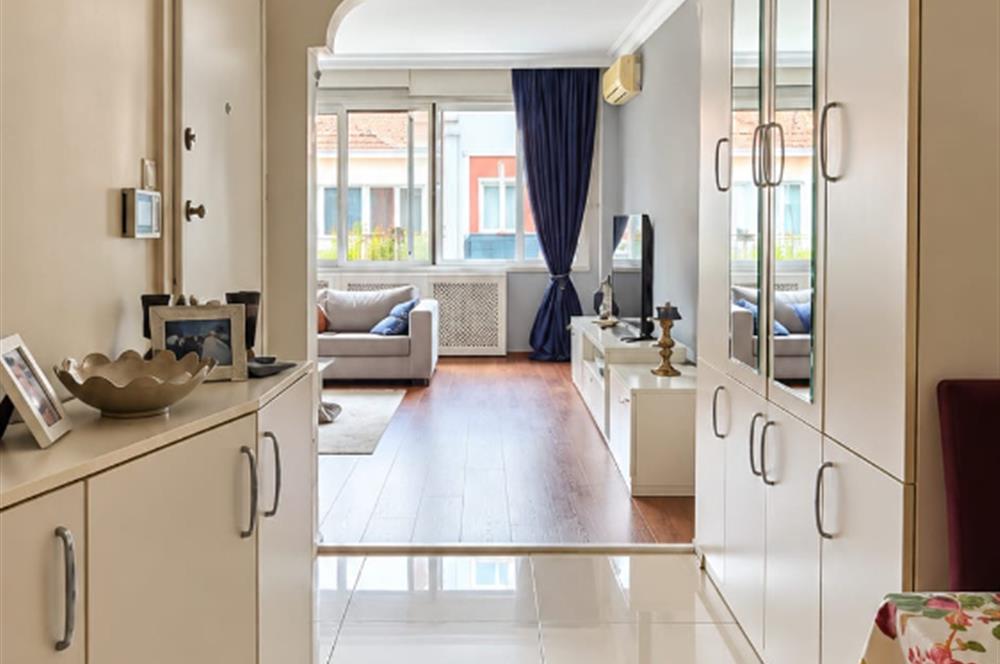 KURTULUŞ BOZKURT CADDESİ ÜZERİNDE SATILIK 3+1 DAİRE