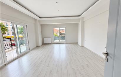 Ulukent 29 Ekimde İzbana Yakın 3+1 Teraslı Kiralık Daire