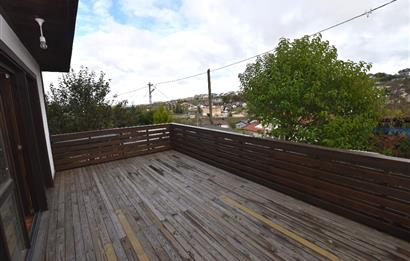 Zekeriyaköy de Kiralık Müstakil Girişli İkiz Villa