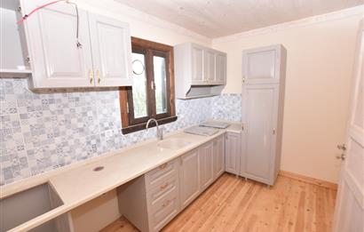 Zekeriyaköy de Kiralık Müstakil Girişli İkiz Villa