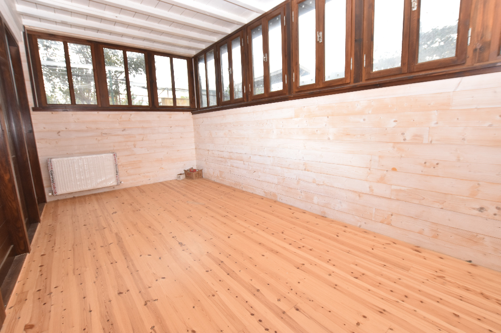 Zekeriyaköy de Kiralık Müstakil Girişli İkiz Villa