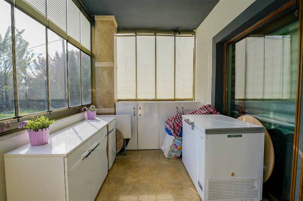 C21 Cius; Nilüferköy'de 680 m² Arsada 5+1 Müstakil Villa