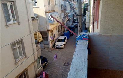 GEMLİK KÜÇÜK KUMLADA BAKIMLI 3.KAT SATILIK 2+1 DAİRE yazlık ve kışlık kullanımlı