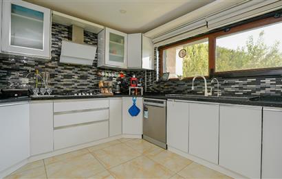 C21 Cius; Nilüferköy'de 680 m² Arsada 5+1 Müstakil Villa
