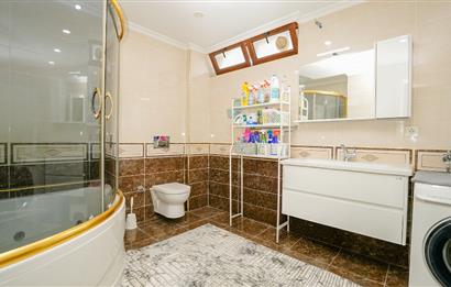 C21 Cius; Nilüferköy'de 680 m² Arsada 5+1 Müstakil Villa