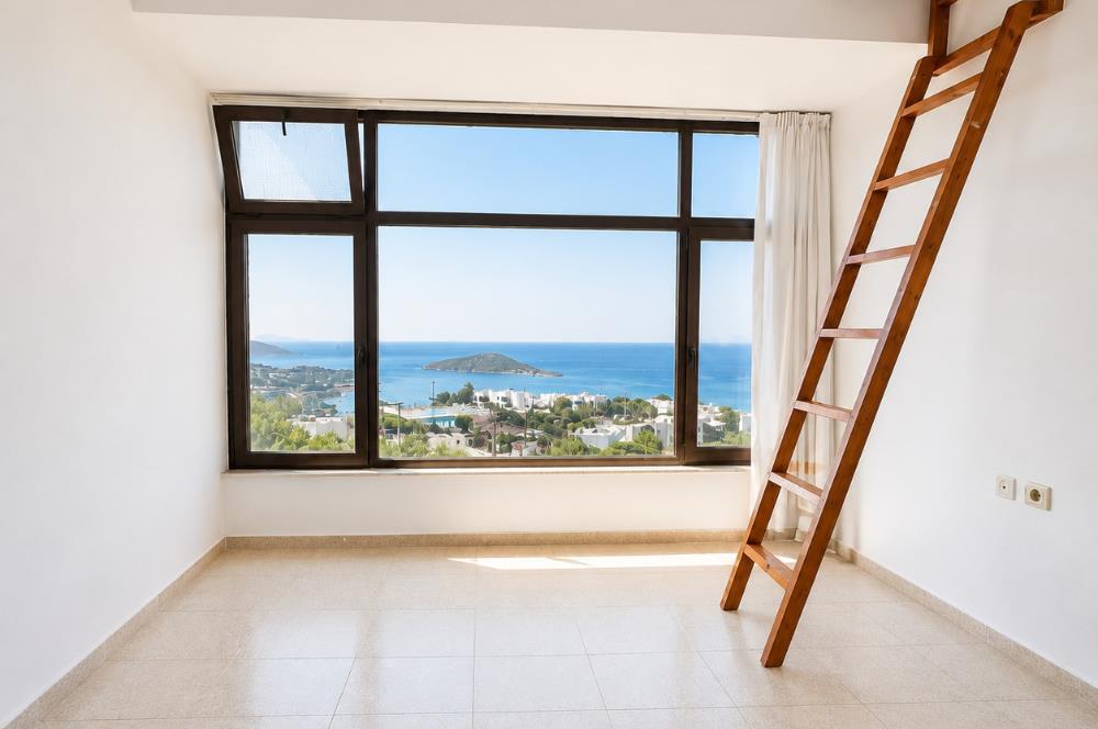 Bodrum Gümüşkaya Sitesinde Plajlı Müstakil Villa