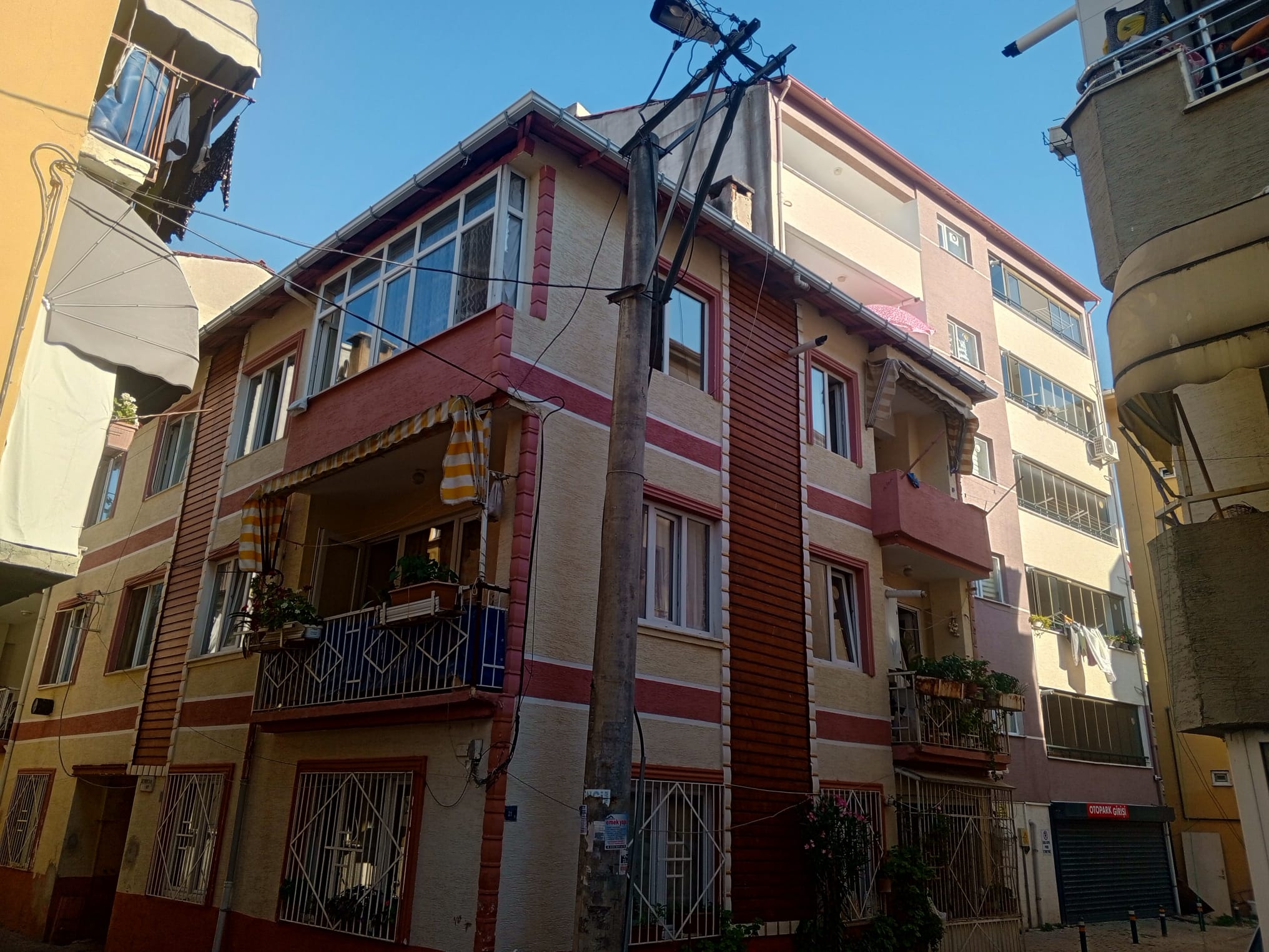 YALOVA ÇINARÇIK ESNKÖY KANARYA MEVKİNDE HARİKA TERS DUBLEX DAİRE