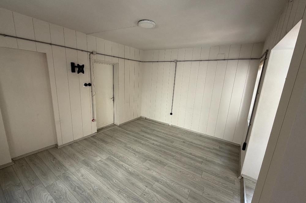 Karaköyde Kiralık Dükkan