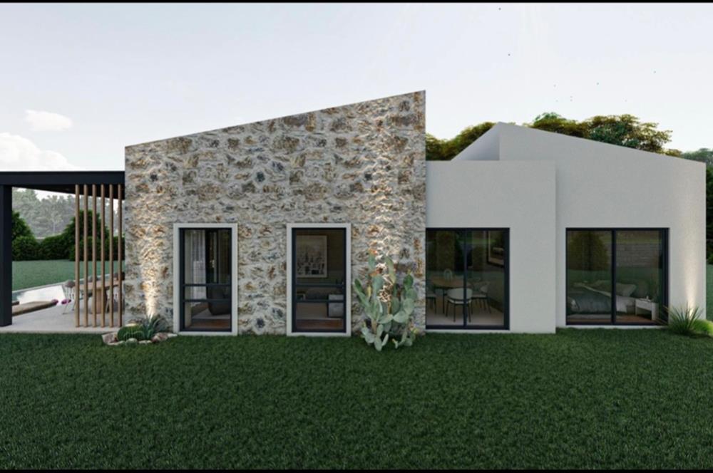 900 M2 Arsa Üzerinde Tek Katlı Taş Villa