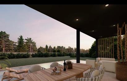 900 M2 Arsa Üzerinde Tek Katlı Taş Villa