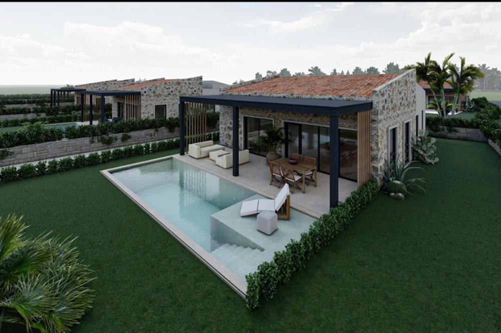900 M2 Arsa Üzerinde Tek Katlı Taş Villa