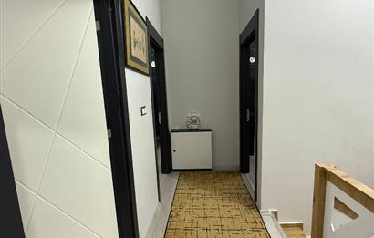 CENTURY21 PLUS'DAN VİLLA DE GÖL SİTESİNDE KİRALIK EŞYALI VİLLA