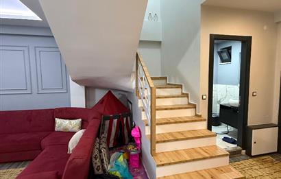 CENTURY21 PLUS'DAN VİLLA DE GÖL SİTESİNDE KİRALIK EŞYALI VİLLA
