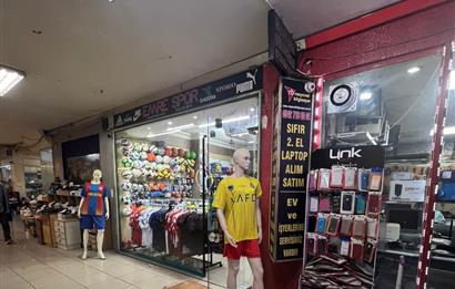 Üsküdar Kapalı Çarşı'da Kiracılı Satılık Dükkan