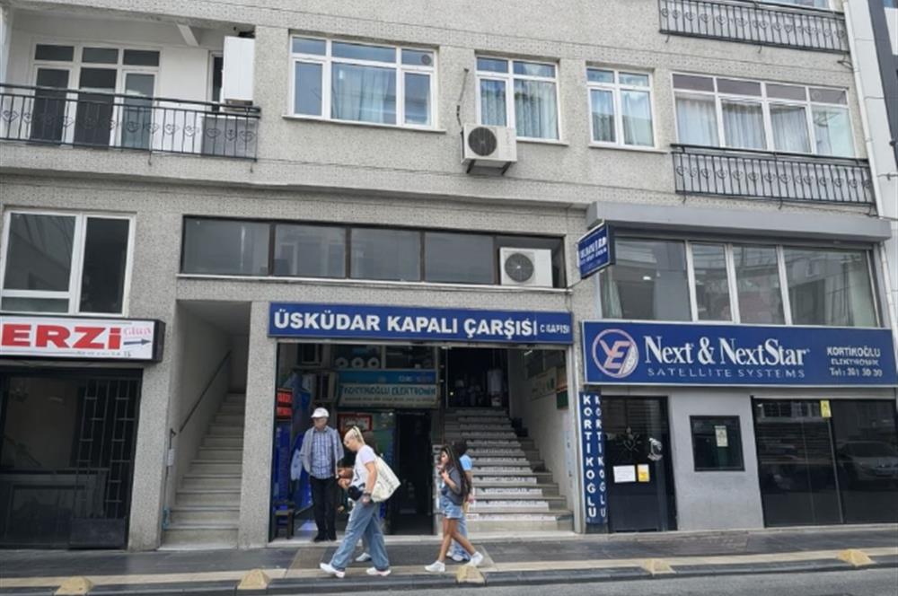 Üsküdar Kapalı Çarşı'da Kiracılı Satılık Dükkan