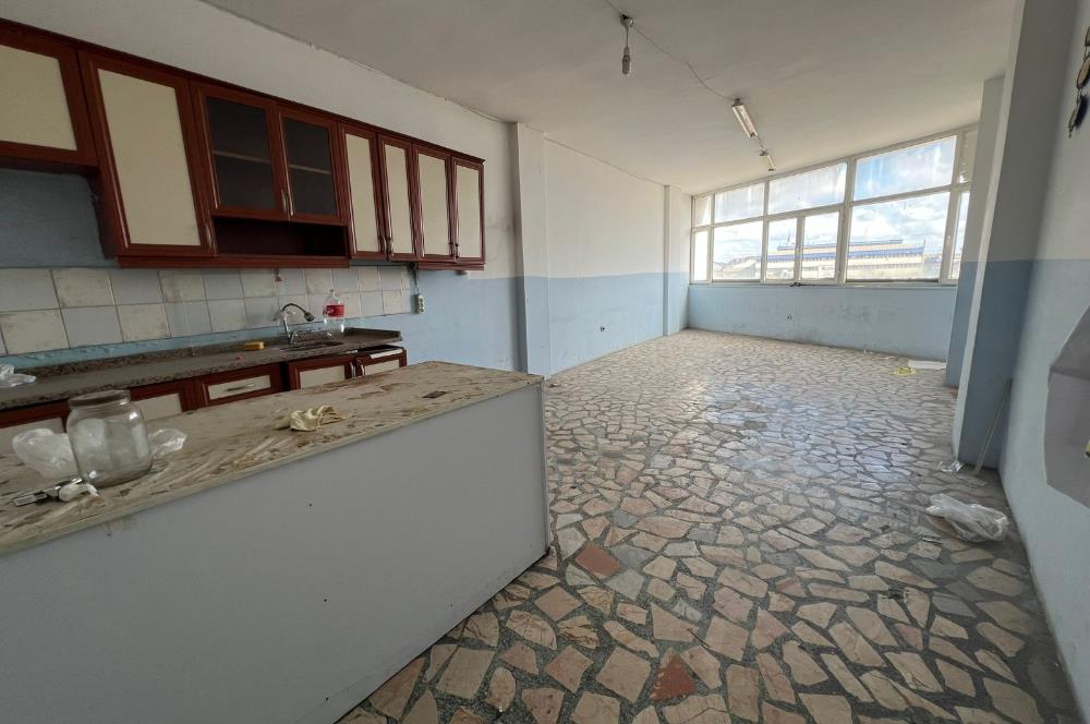 Sultanbeyli Merkezde Ulaşımı Kolay Kiralık İmalathane