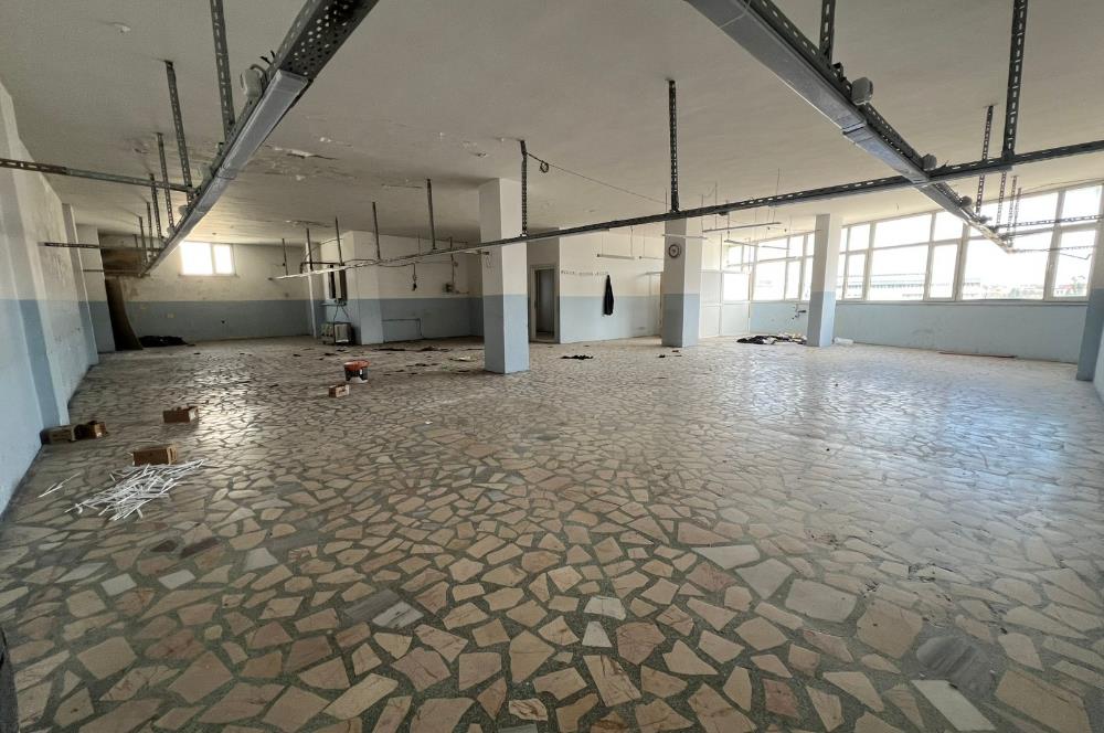 Sultanbeyli Merkezde Ulaşımı Kolay Kiralık İmalathane