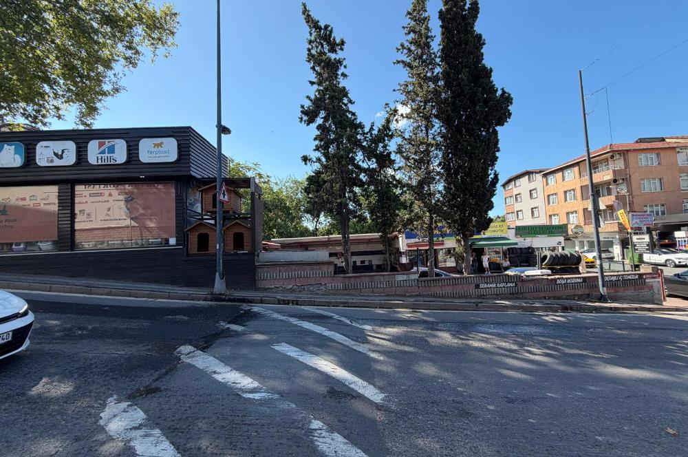 ANADOLU HİSARI'NDA BOĞAZ'A YAKIN ,PRESTİJLİ KONUMDA SATILIK ARSA