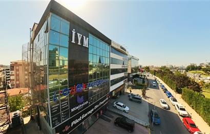 Maltepe Kiralık Ofis Katı Tabela Değeri Yüksek Metro Çıkışı