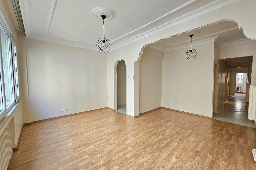 ŞİŞLİ MERKEZ HANIMEFENDİ SOKAK’TA SATILIK 3+1 DAİRE