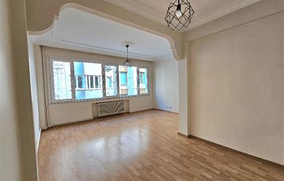 ŞİŞLİ MERKEZ HANIMEFENDİ SOKAK’TA SATILIK 3+1 DAİRE