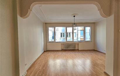 ŞİŞLİ MERKEZ HANIMEFENDİ SOKAK’TA SATILIK 3+1 DAİRE