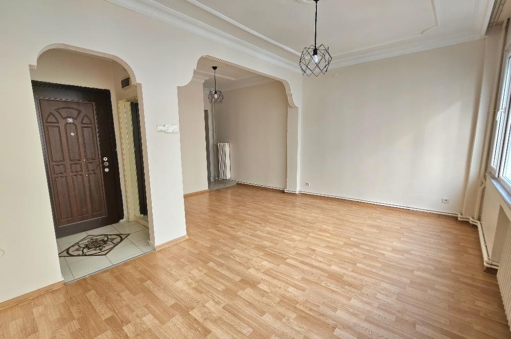 ŞİŞLİ MERKEZ HANIMEFENDİ SOKAK’TA SATILIK 3+1 DAİRE