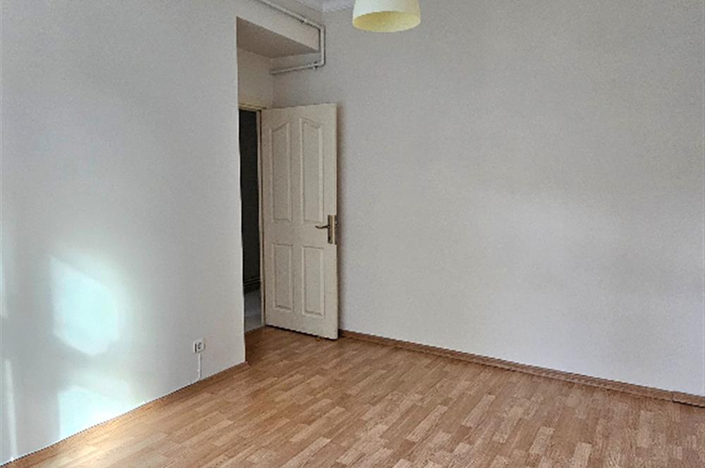 ŞİŞLİ MERKEZ HANIMEFENDİ SOKAK’TA SATILIK 3+1 DAİRE